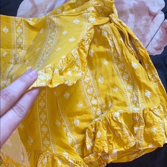 Cute Rue 21 Shorts! - Picture 4 of 4